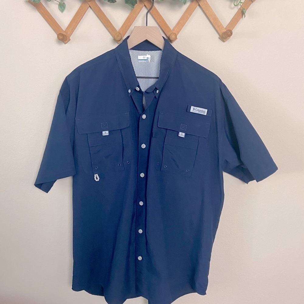 COLUMBIA PFG | Navy Blue Button Down Short Sleeve Fishing Shirt Size Large - Picture 1 of 10